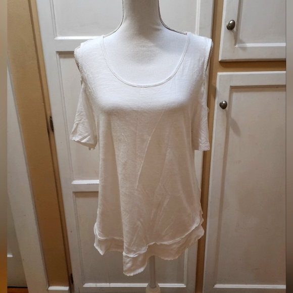 Soho Tops - SOHO Women's Cold Shoulder Lightweight Tunic